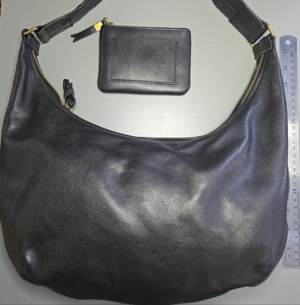 ​⭐ BUNDLE DEAL: Madewell Leather Shoulder Bag+ Matching Coin Purse ⭐ - Picture 3 of 12